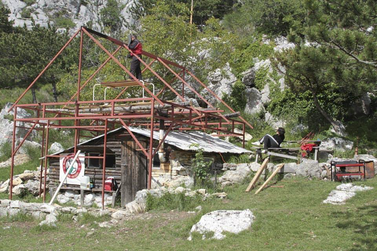 Luda kuća 2