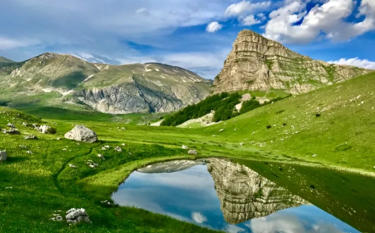 Jagodno jezero Kuk
